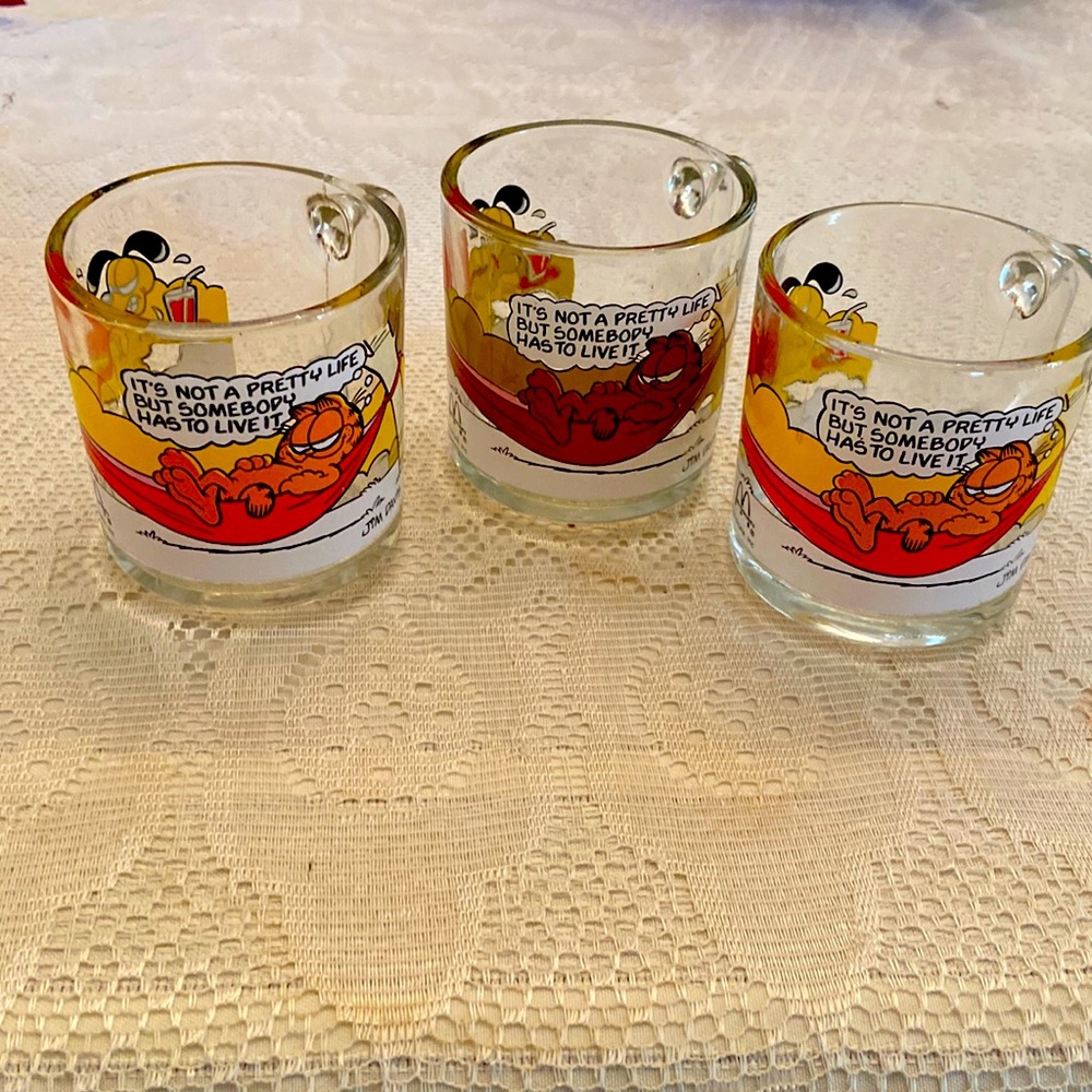 Vintage Garfield Mugs